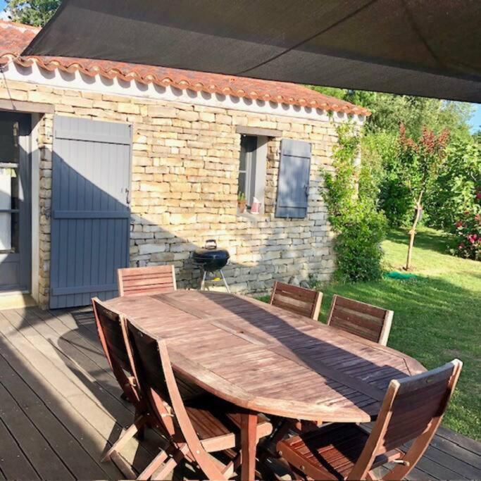 Maison Vendeenne A 5 Min Du Bord De Mer Saint-Hilaire-la-Forêt Εξωτερικό φωτογραφία